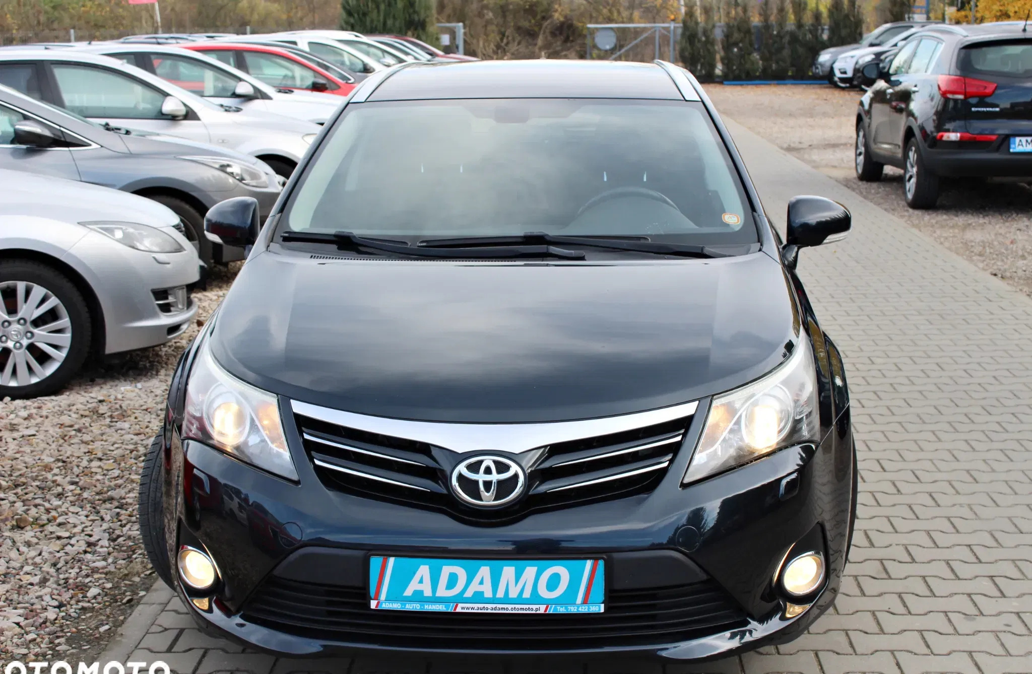 toyota avensis Toyota Avensis cena 49900 przebieg: 217500, rok produkcji 2015 z Skawina